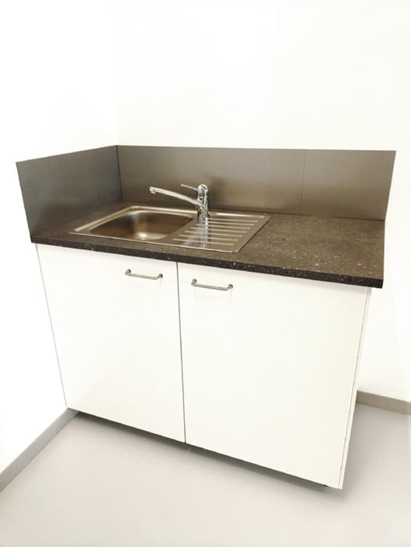 Espace hybride bureau/entrepôt, Mini-Hub e-commerce, Studio, ideal artisant, loyer progressif (6)