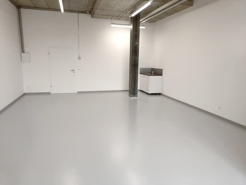 Espace hybride bureau/entrepôt, Mini-Hub e-commerce, Studio, ideal artisant, loyer progressif (3)