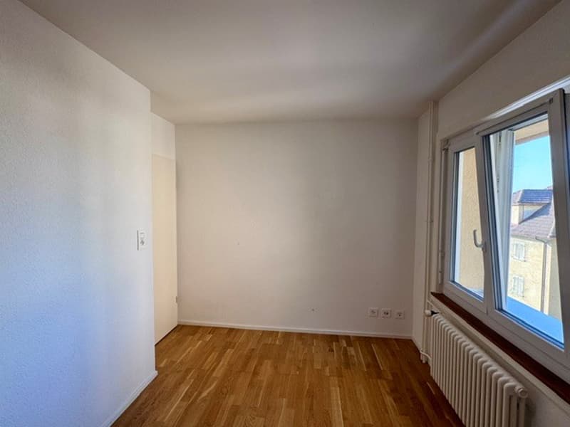 Charmant appartement de 3 pièces avec balcon et vue à Neuchâtel (7)