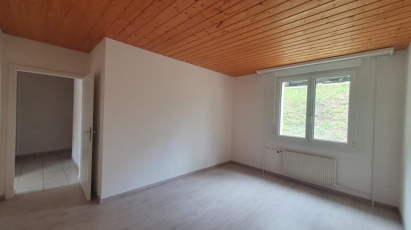 Charmant appartement de 3.5 pièces avec balcon au Locle (6)