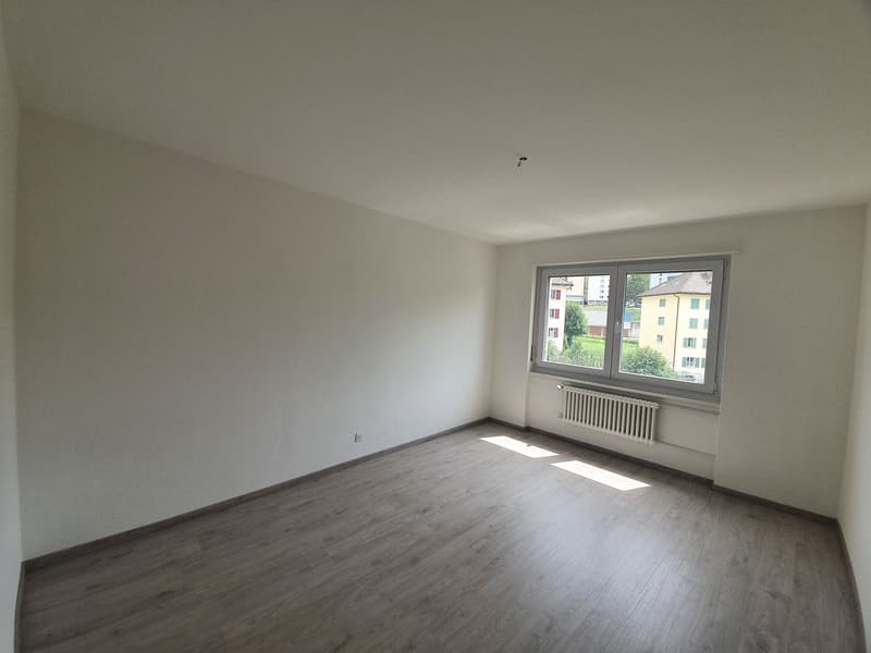 Appartement lumineux de 3.5 pièces avec balcon (7)