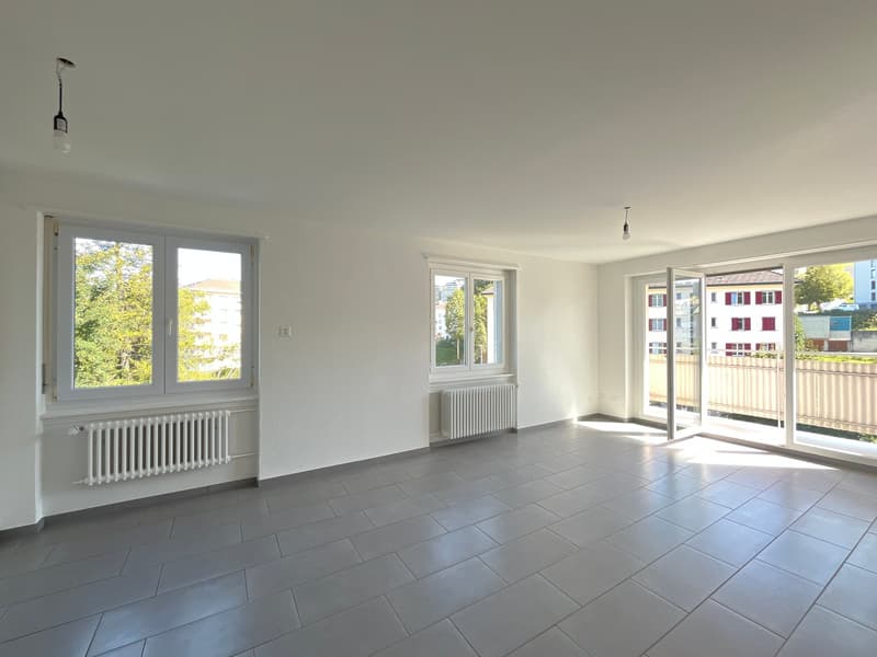 Appartement lumineux de 3.5 pièces avec balcon (1)