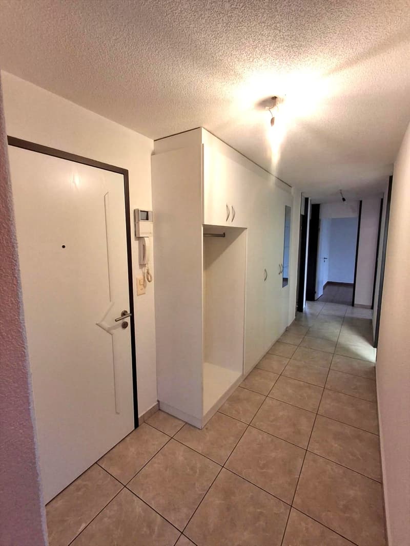 Spacieux appartement de 4.5 pièces à Courroux (8)