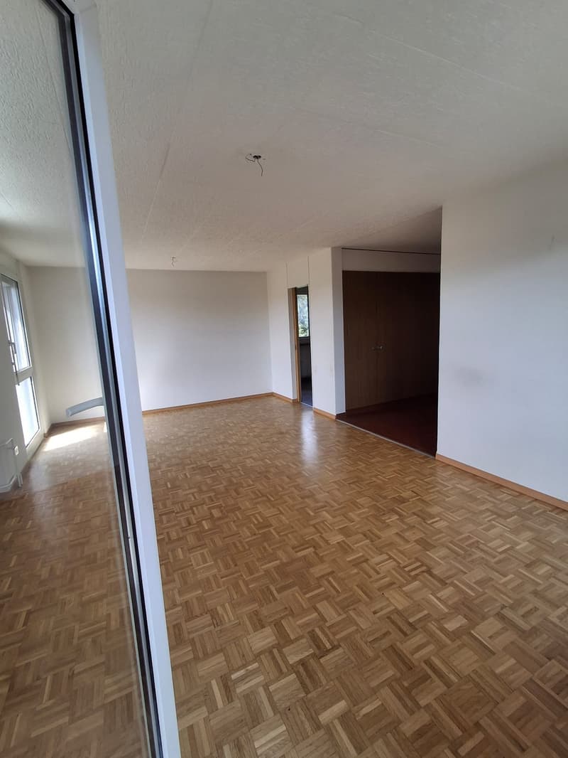 Appartement lumineux de 3.5 pièces avec balcon au Locle (6)