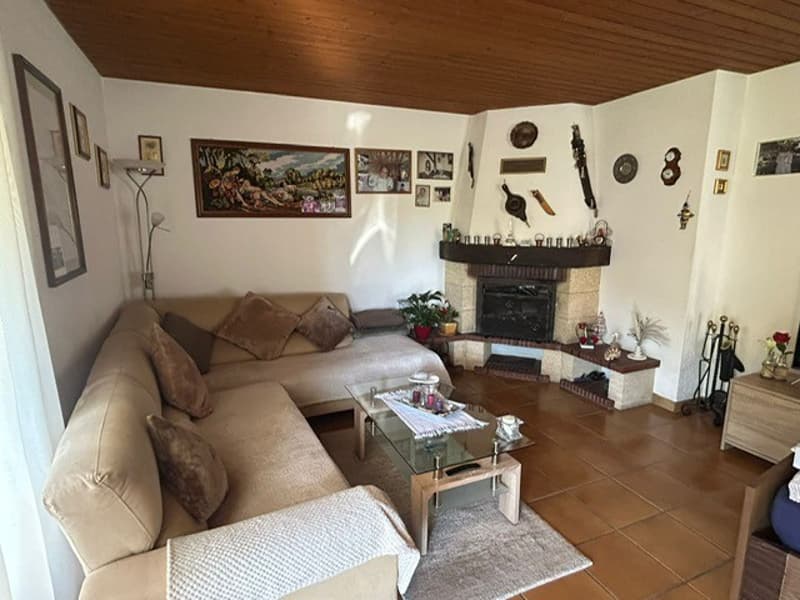 Maison mitoyenne lumineuse et calme à Bassecourt – 5 pièces avec garage et terrasse (8)