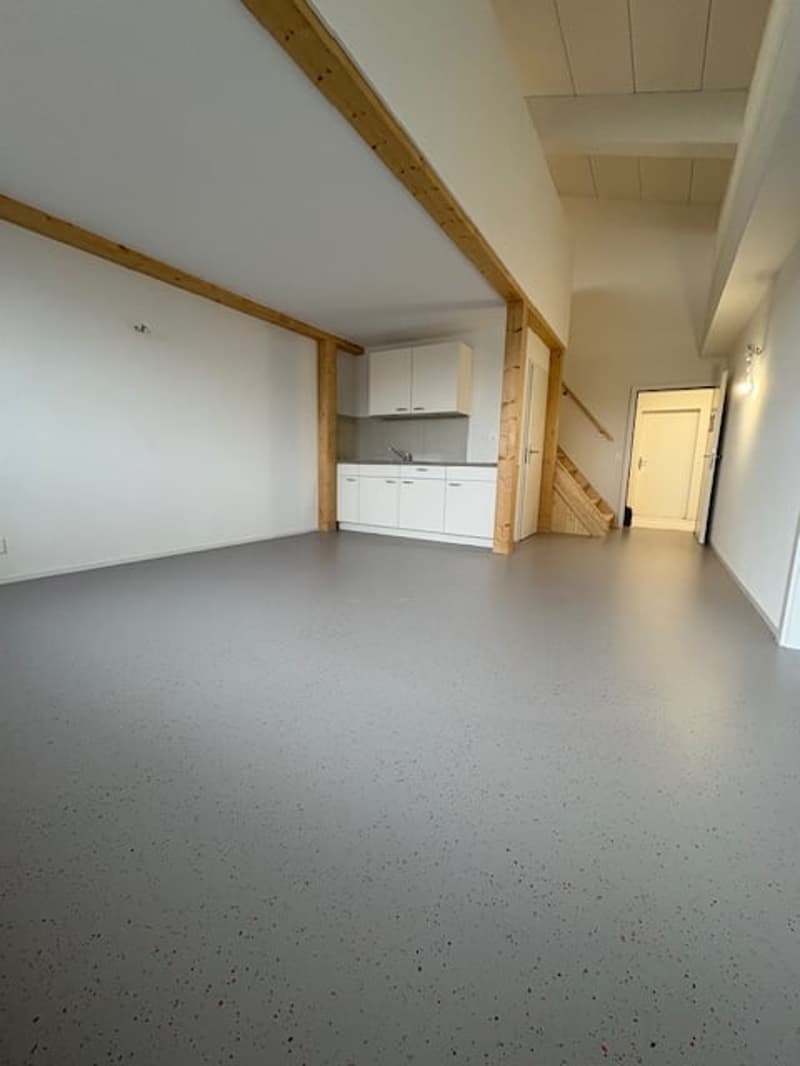 A louer 9 bureaux de taille variable de suite (1)