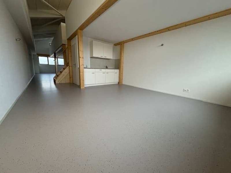 A louer 9 bureaux de taille variable de suite (9)