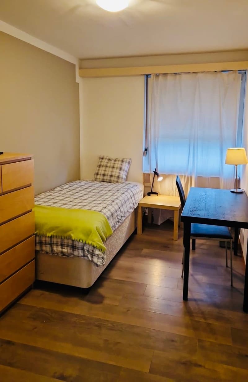 Einzelzimmer in Wohnung 2 (Zimmer 1)