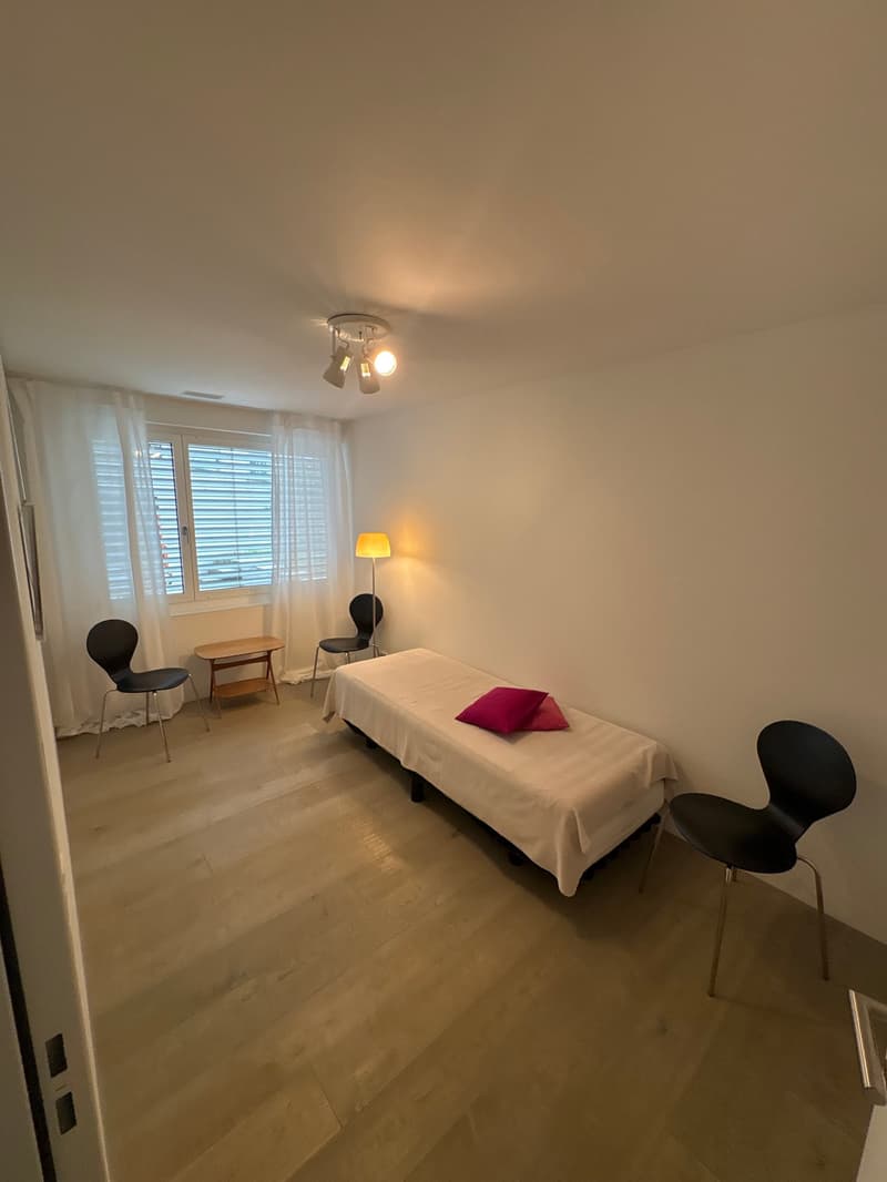 Buchbares Gästezimmer EG