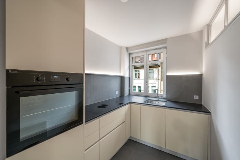 Stilvoll erneuerte Altstadtwohnung mit Balkon – mitten im Zentrum von St. Gallen (9)