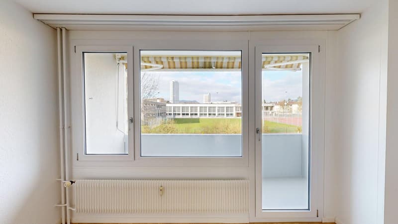 Appartamento di 3,5 locali ristrutturato con balcone a Ostermundigen (8)