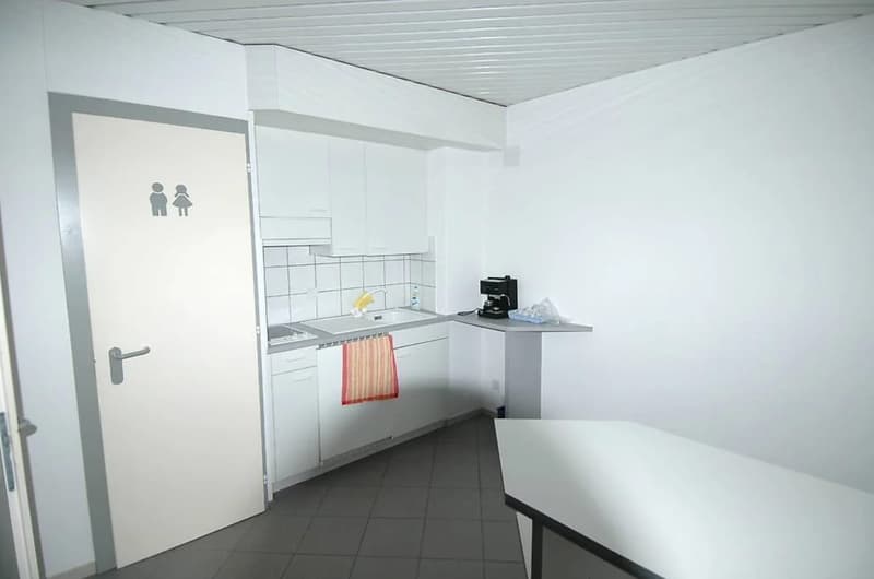 Flexible Büro-/Praxisfläche mit Parkplatz in Grenchen, 194 m² (5)