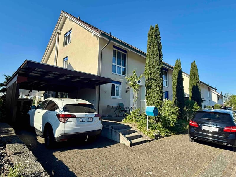 Charmantes Doppeleinfamilienhaus mit Wintergarten (7)