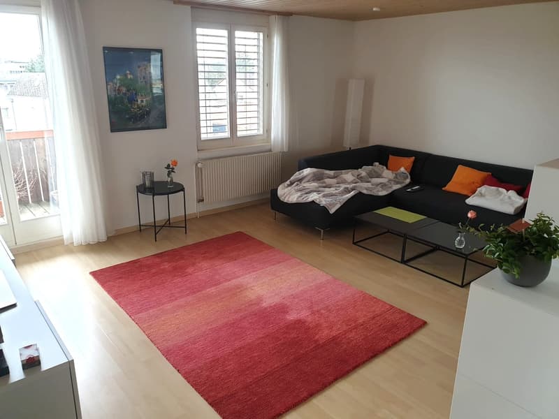 Helle 2.5-Zimmer-Wohnung inkl. Parkplatz in Grenchen (2)