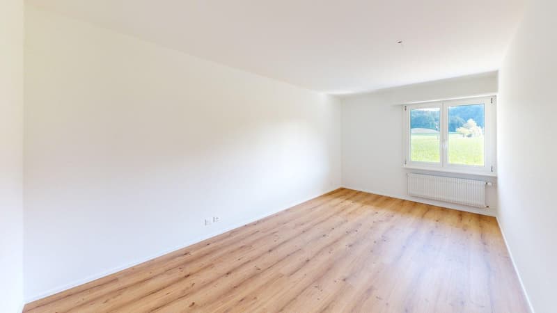 Frisch saniert - 4.5-Zi.-Reihenmittelhaus mit Garten und Terrasse (8)
