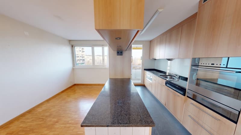 5.5-Zi-Wohnung mit 2 Balkonen, zentral in Bern-Bümpliz (3)