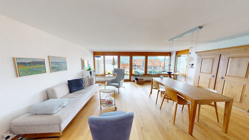 2.5-Zimmer-Wohnung mit Seesicht in Gunten (3)