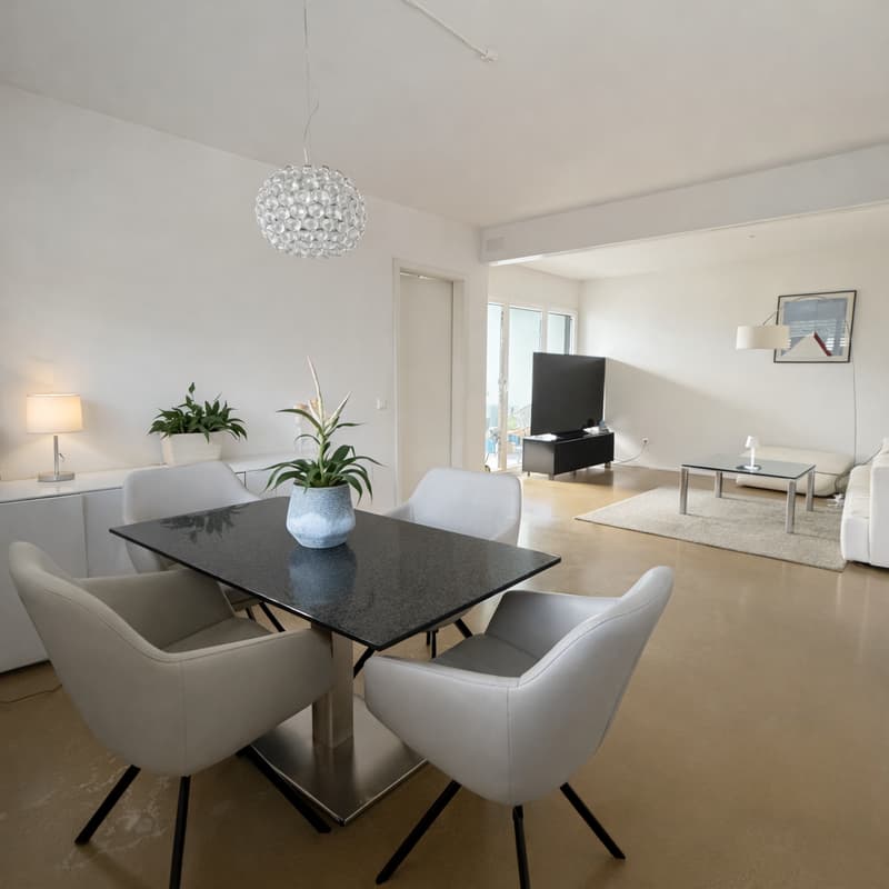 MURALTO: VISTA LAGO, LUCE E TRANQUILLITÃ IN UN 2.5 LOCALI (1)