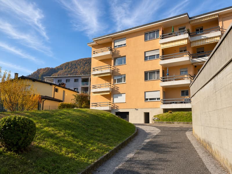 GRAVESANO â 4.5 LOCALI CON TERRAZZA E TRE CAMERE (10)