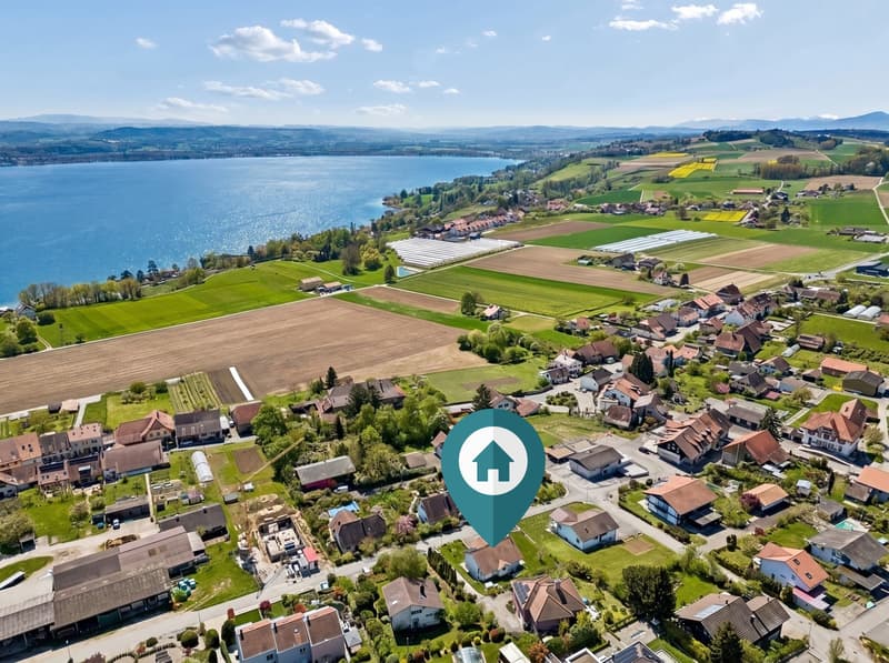 Über dem Murtensee wohnen (2)