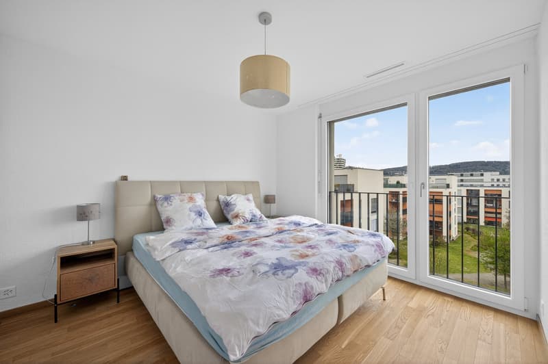 BIJOU - 2.5-Zimmer-Attikawohnung vor den Toren Zürichs (8)