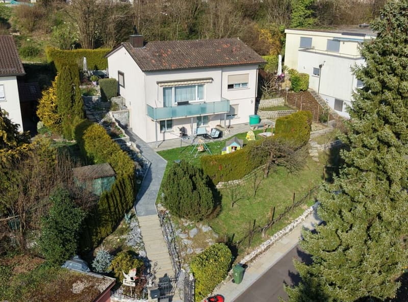 Freistehendes Einfamilienhaus zum entfalten (1)