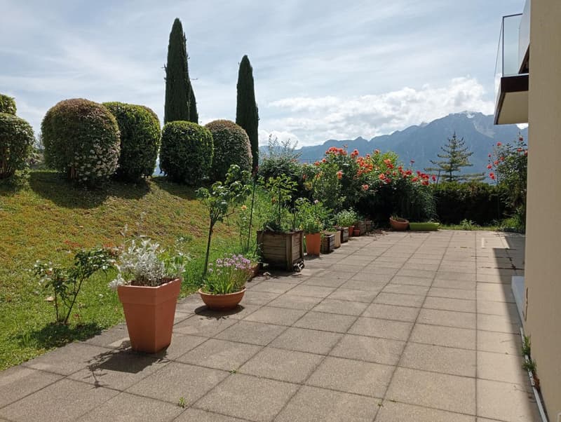 Appartement en rez avec vaste terrasse panoramique à Montreux (4)