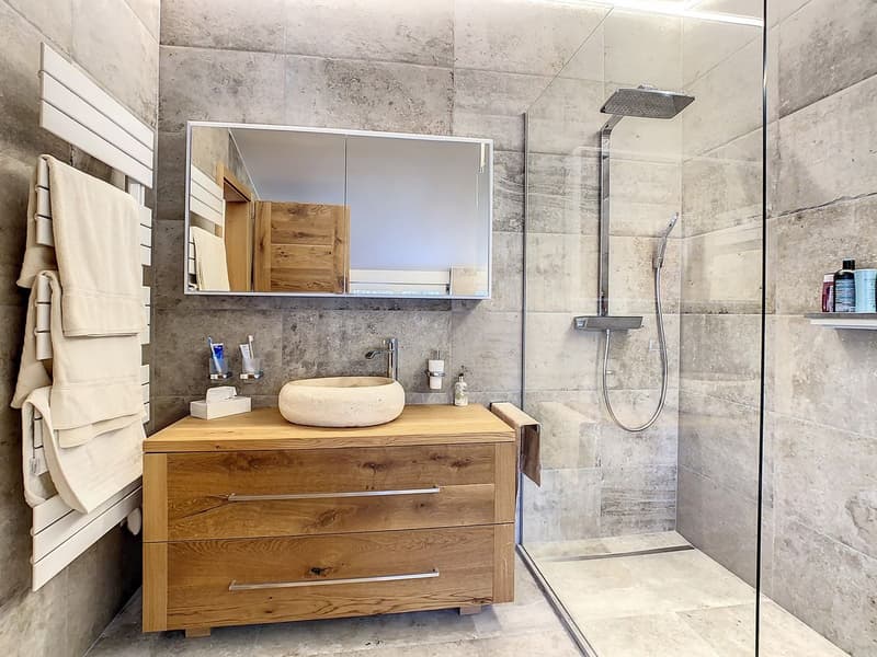 Amazing chalet in Crans Montana (12)