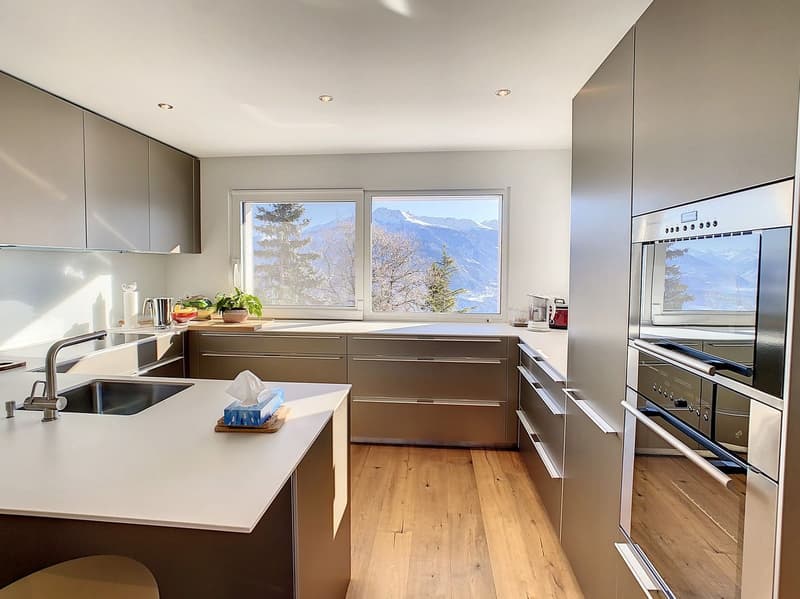 Amazing chalet in Crans Montana (4)
