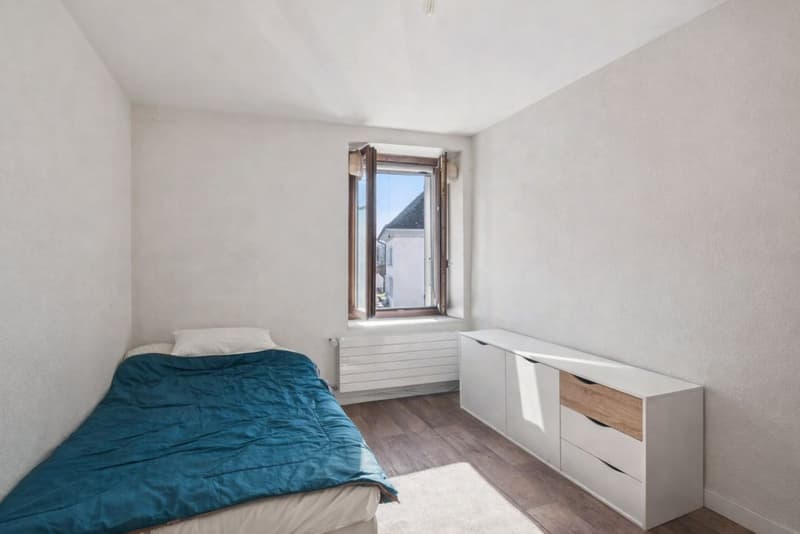 Maison avec trois appartements dans un cadre paisible à Marnand (4)