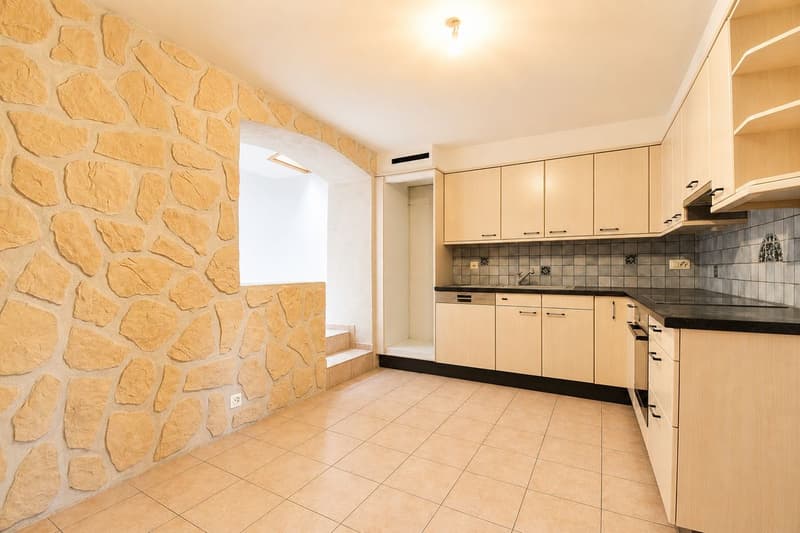 Charmant appartement de 4,5 pièces rénové au coeur du village (6)