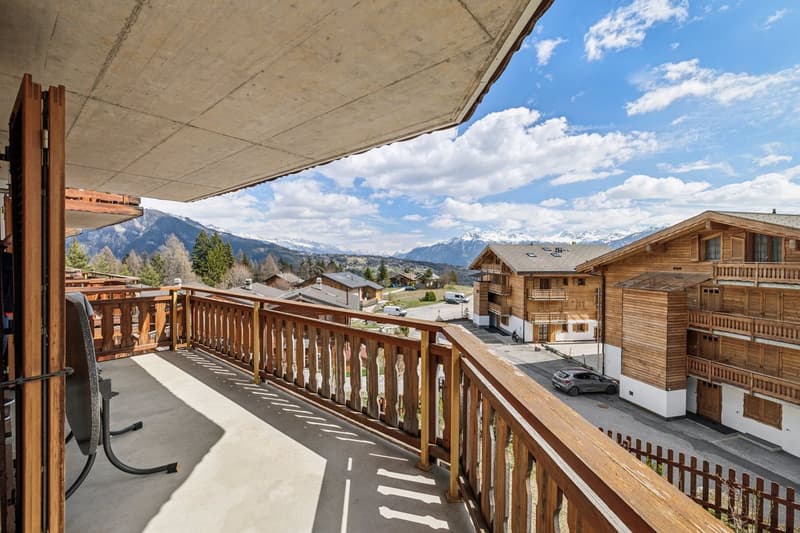Appartement traversant de 5 pièces avec vue Alpes (8)