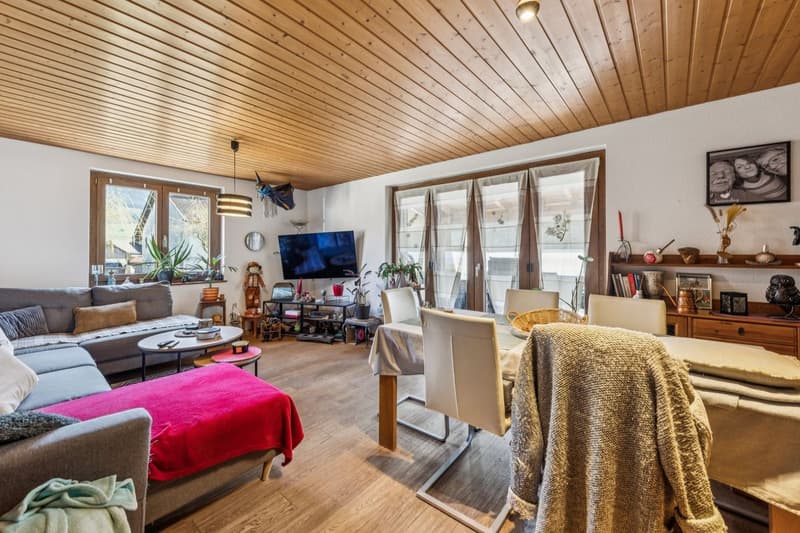 Vivez le confort d'une maison performante dans un cadre privilégié à Enney (2)