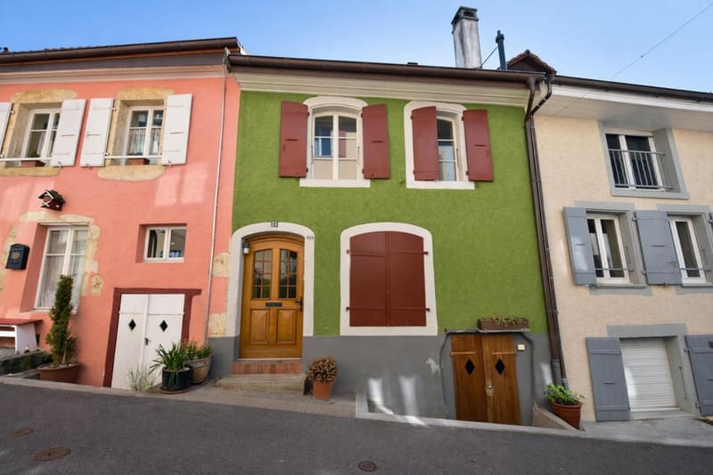 Orbe - Propriété unique avec deux habitations et fort potentiel (11)