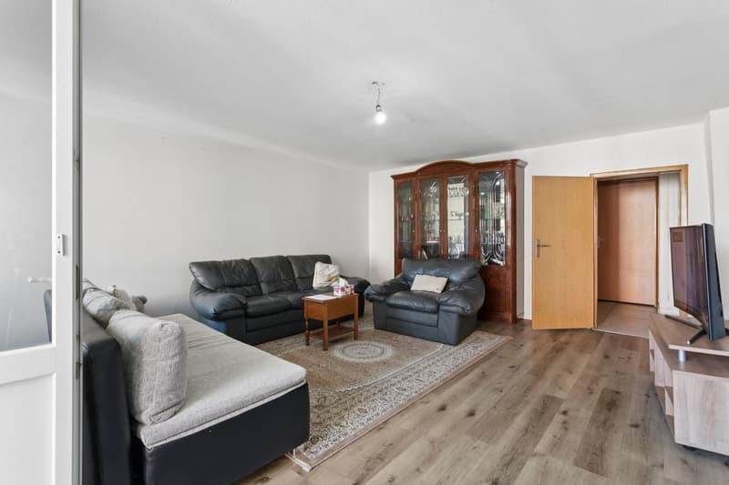 Spacieux appartement de 5,5 pièces avec terrasse de 60 m2 à Lucens (2)