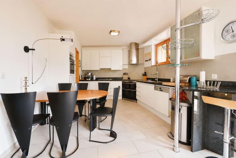 Chalet d'exception avec espace bien-être et vue panoramique (3)