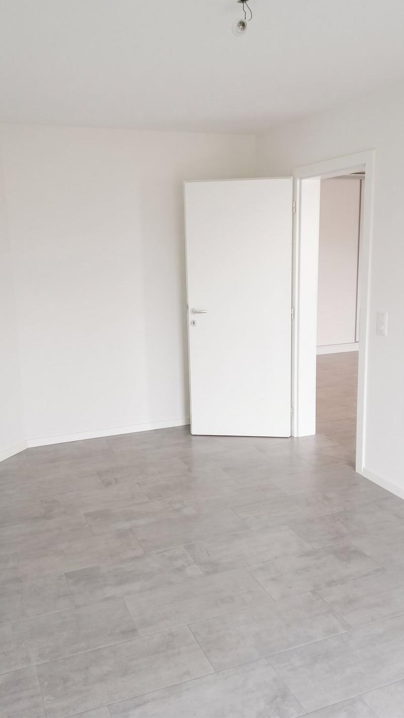 Appartement lumineux de 2,5 pièces avec balcon (7)