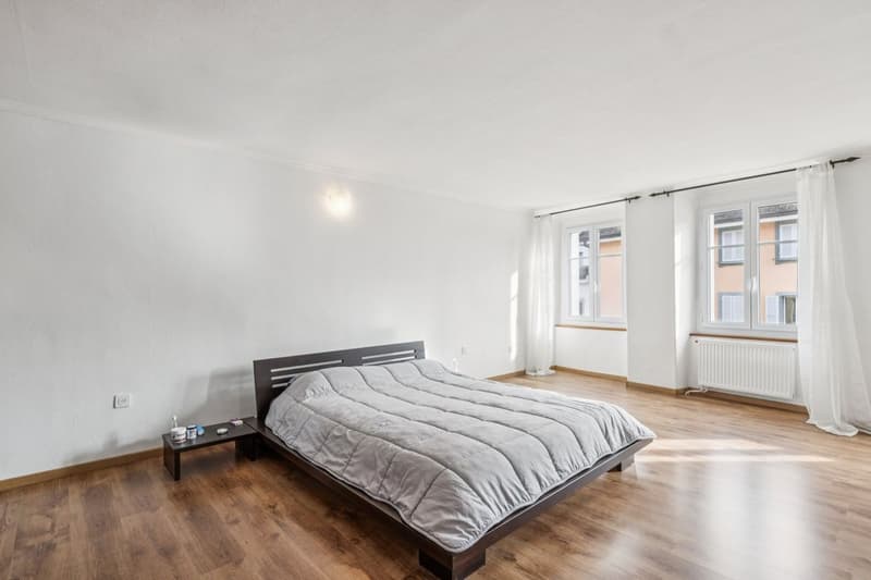 Maison de 7,5 pièces avec local commercial et 5 places de parc au centre de Romont (5)