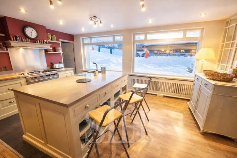 CHALET D'EXCEPTION SKI IN /SKI OUT ET FORT POTENTIEL LOCATIF EXCEPTIO (4)