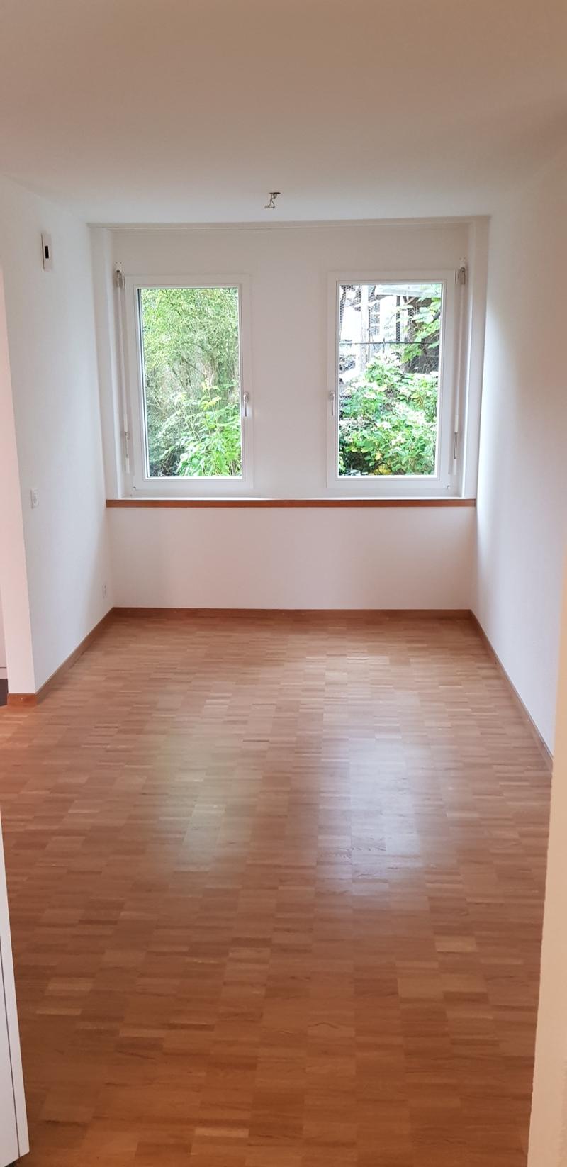 Wohnen mit Charakter: Spezieller Grundriss und gemütlicher Sitzplatz (4)