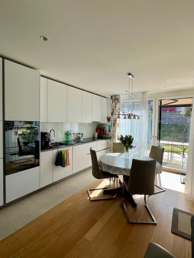 MAGNIFIQUE 3,5 PCES D'UNE SURFACE ppe DE 88 M2 AVEC JARDIN DE 149 M2 (3)