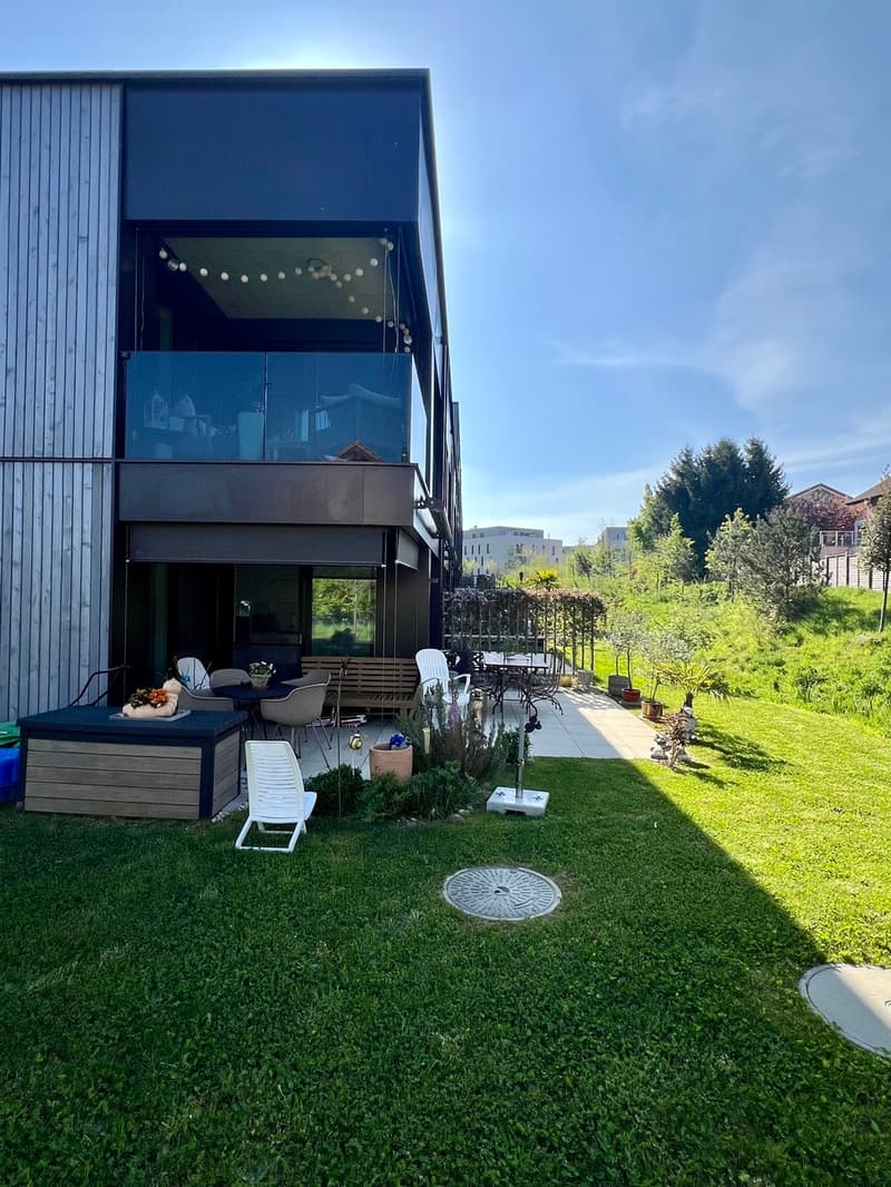 MAGNIFIQUE 3,5 PCES D'UNE SURFACE ppe DE 88 M2 AVEC JARDIN DE 149 M2 (12)
