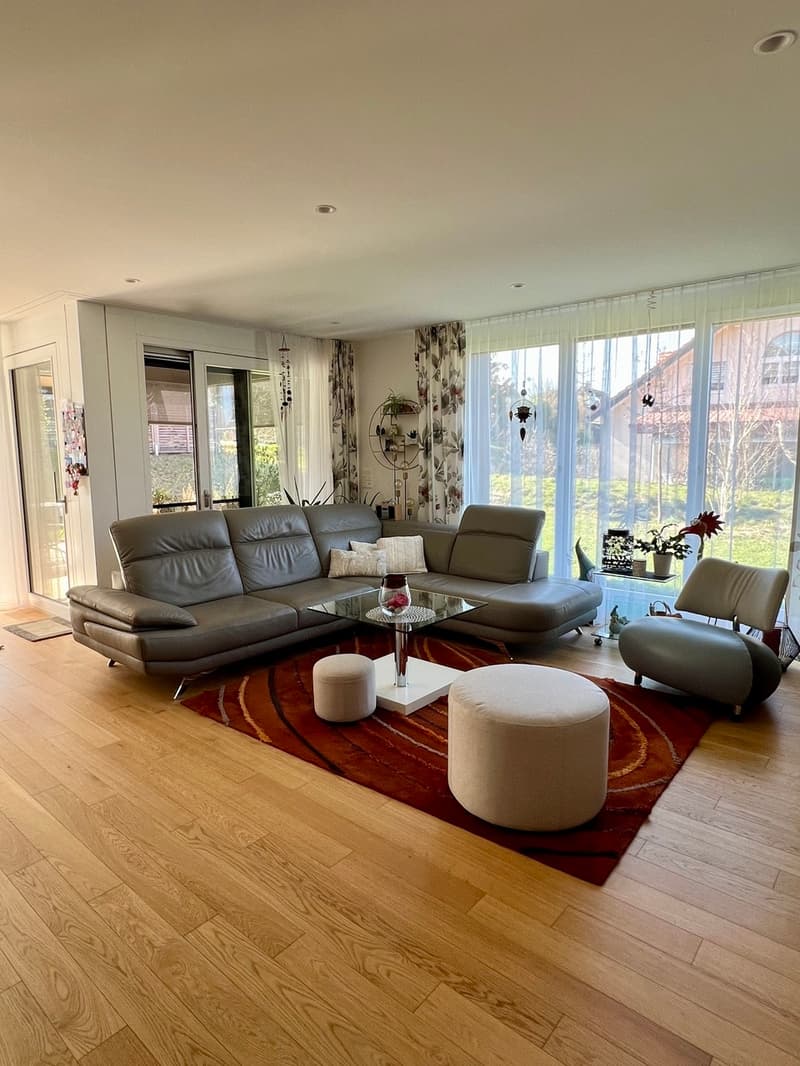 MAGNIFIQUE 3,5 PCES D'UNE SURFACE ppe DE 88 M2 AVEC JARDIN DE 149 M2 (2)
