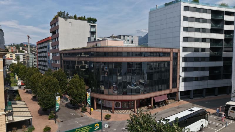 Spazio amministrativo/commerciale, Paradiso (11)
