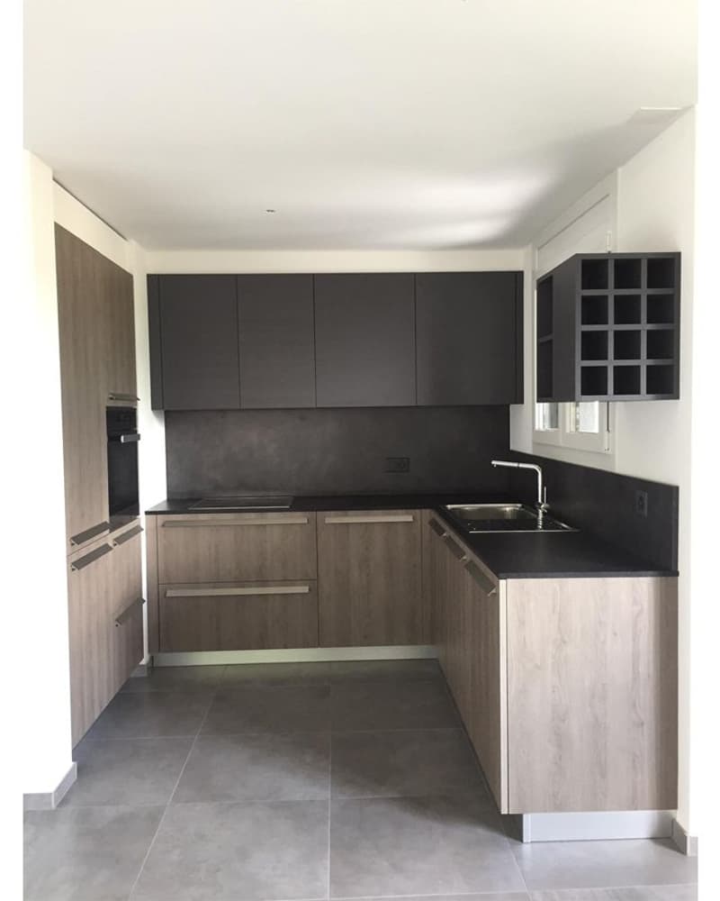 Attico di 4.5 locali con giardino privato, Lumino (4)