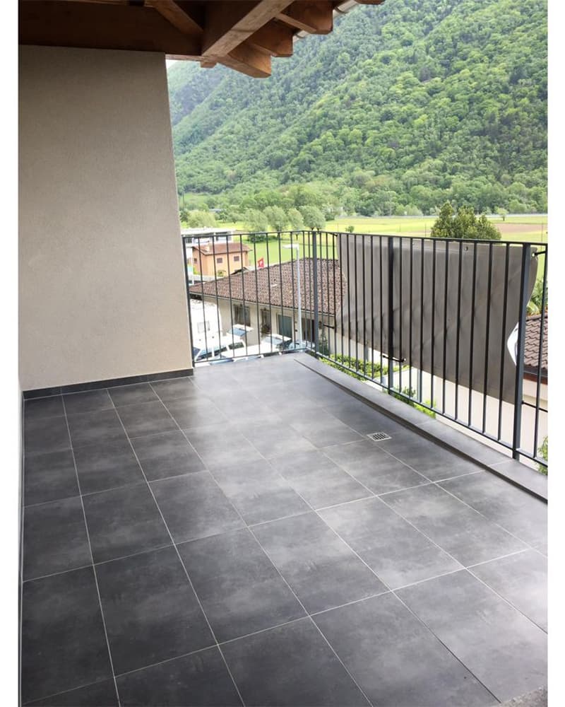 Attico di 4.5 locali con giardino privato, Lumino (8)