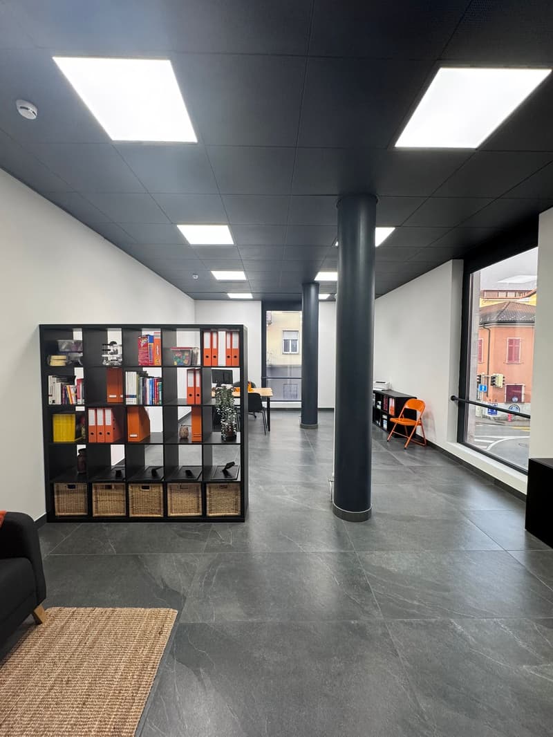 Centro 6, spazio commerciale, Locarno (3)