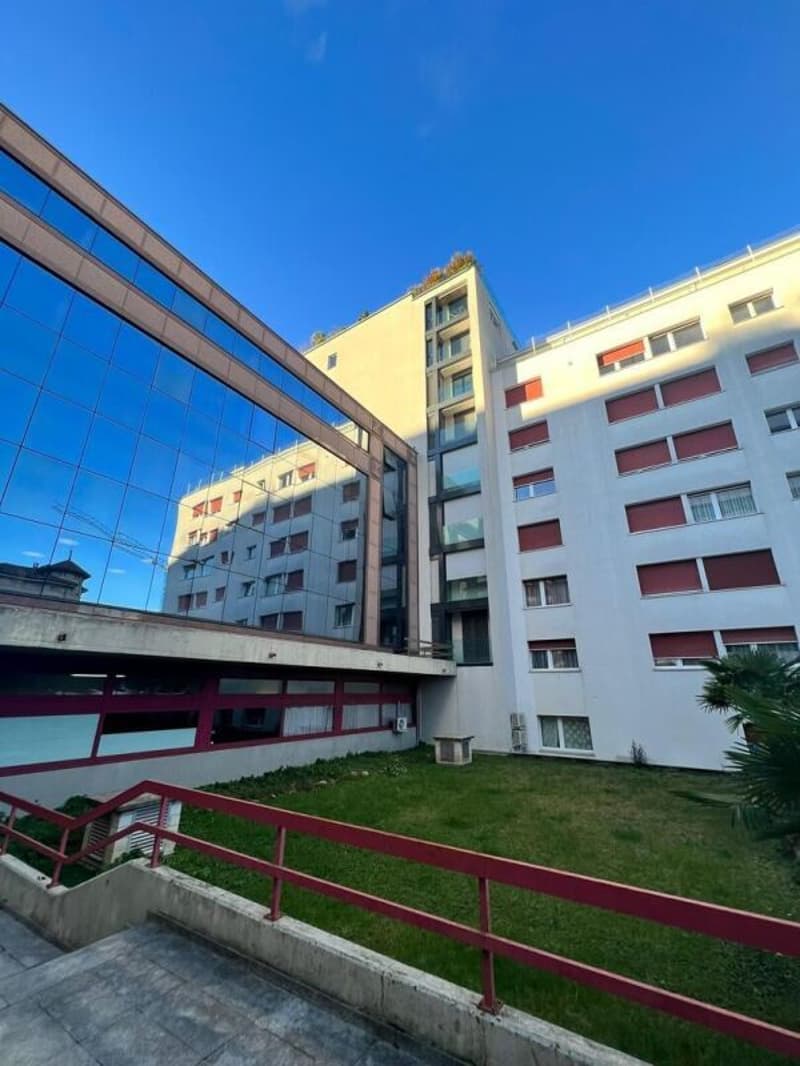 Spazio amministrativo/commerciale, Paradiso (2)