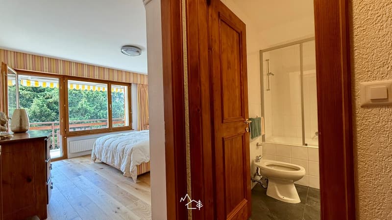 Agencement chambre avec salle de bain