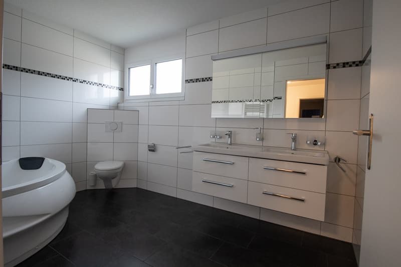 Doppelhaushälfte in Sumiswald – 5.5 Zimmer, modern und familienfreundlich (8)